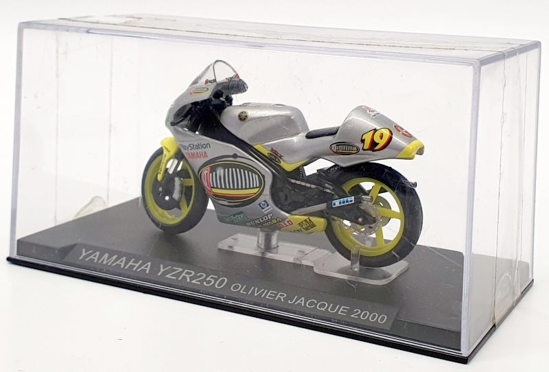Altaya 1/24 Scale Model Motorcycle AL280129 - 2000 Yamaha YZR 250 Oliver Jacque