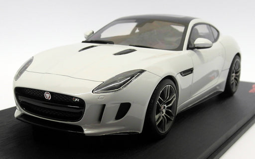 TSM Top Speed 1/18 scale - TS0008 Jaguar F-Type R Coupe Polaris White