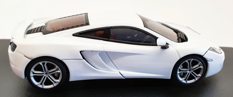 Autoart 1/43 Scale Model Car 56009 - 2011 McLaren MP4 12C - White