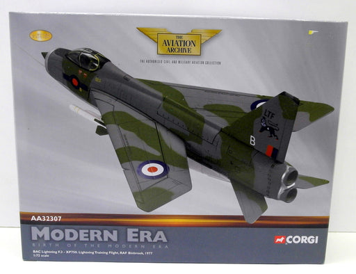 Corgi 1/72 AA32307 BAC Lightning F.3 XP750 RAF Binbrook 1977