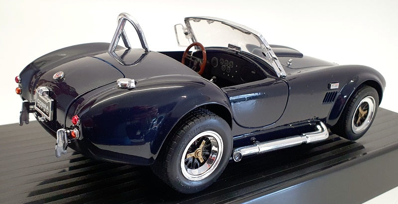 Road Legends 1/18 Scale Model Car 92058 - 1964 Shelby Cobra 427 S/C