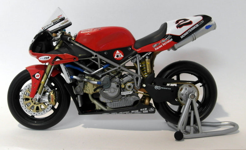 Minichamps 1/12 Scale diecast 122 021202 Ducati 998 R BSB 2002 Steve Hislop