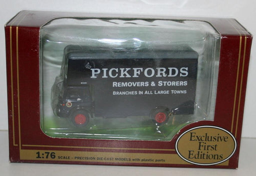 EFE 1/76 SCALE 23603 BEDFORD TK LUTON - PICKFORDS