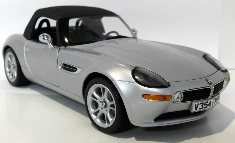 Kyosho 1/18 Scale diecast - 80430007667 MINT BMW Z8 James Bond 007  