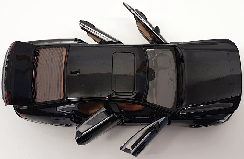 Tayumo 1/32 Scale Model Car 32100112 - Volvo S90 - Onyx Black