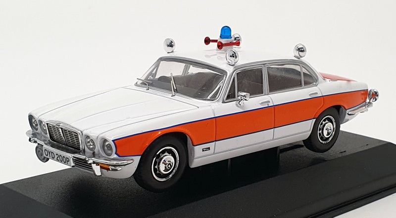 Vanguards 1/43 Scale VA13901 - Jaguar XJ6 S2 4.2L - Avon & Somerset Constabulary