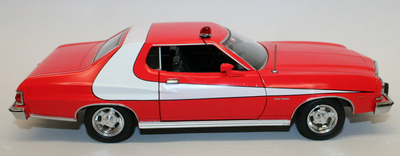 Greenlight 1/24 Scale 84042 - 1976 Ford Gran Torino - Starsky & Hutch Model Car