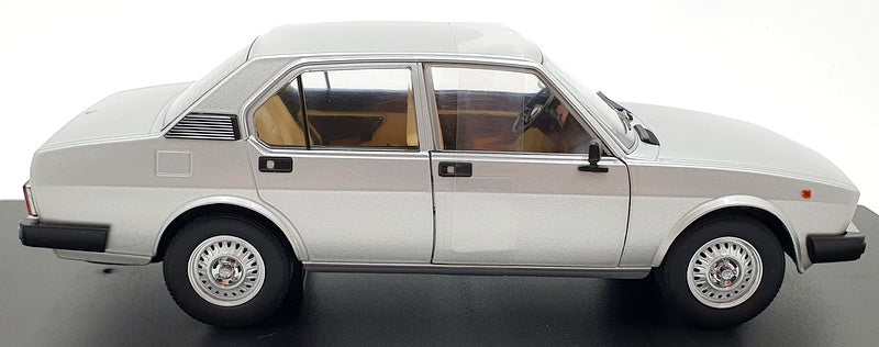 Mitica 1/18 Scale 200013-D - Alfa Romeo Alfetta Berlina 2000l 1978 - Silver