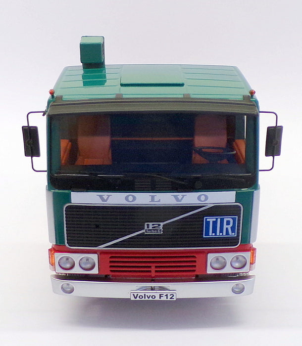 Road Kings 1/18 Scale RK180032 - 1977 Volvo Tractor Truck - Green/Red