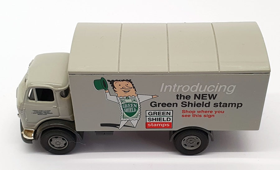 Vanguards 1/64 Scale VA28001 - Commer Boxback Van - Green Shield