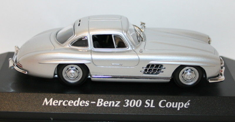 Maxichamps 1/43 Scale Diecast 940039000 Mercedes Benz 300Sl Coupe 1955 Silver
