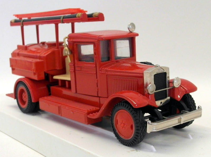 OMO Russian 1/43Scale Diecast - No.2 IIM3-2 3NC-5 1937 r Vintage Fire Engine
