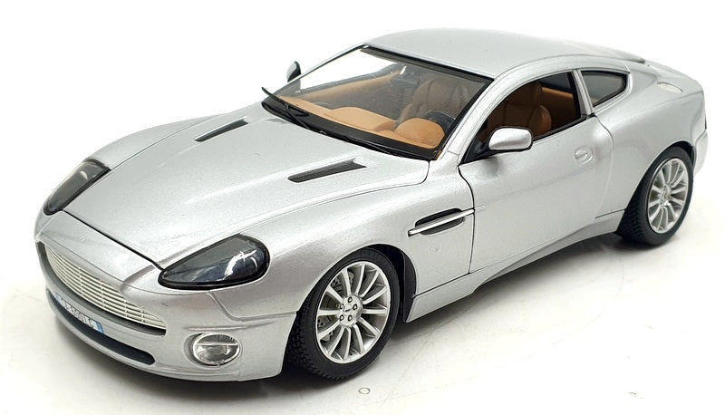 Bburago aston martin on sale