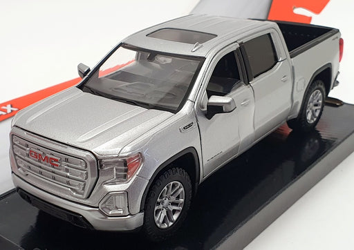 Motor Max 1/27 Scale 79361 - 2019 Ford GMC Sierra 1500 SLT Crew Cab - Silver