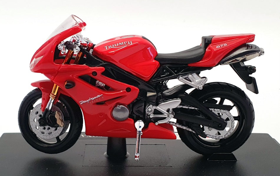 Maisto 1/18 Scale Motorbike 06186 - Triumph Daytona 675 - Red