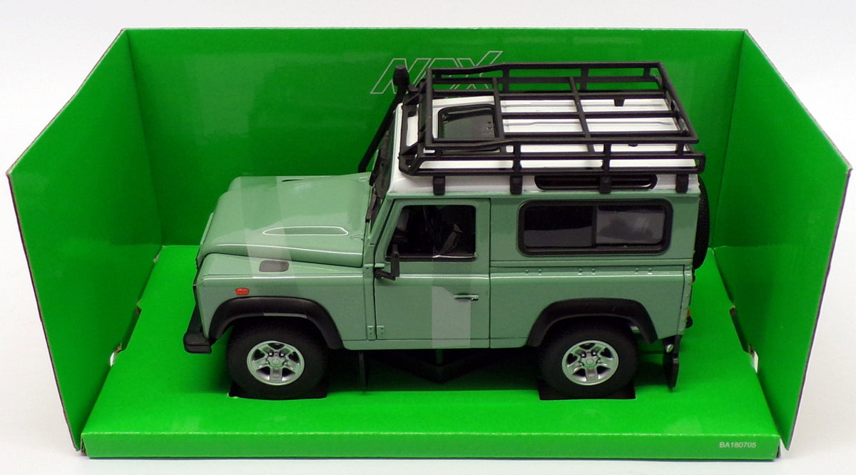 Welly 1/24 Scale Model Car 22498SP-W - Land Rover Defender - Green