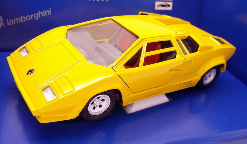 Polistil 1/25 Vintage diecast - 058465 Lamborghini Countach Yellow model car