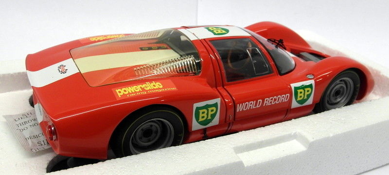 Minichamps 1/18 Scale Diecast 100 676100 Porsche 906E BP Monza 67 Model Car