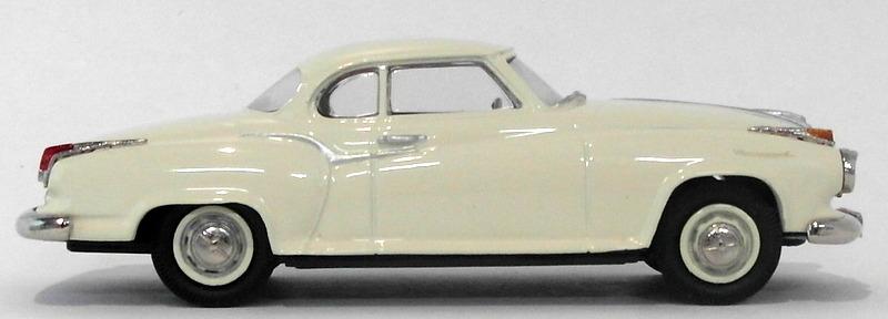 Pathfinder Models 1/43 Scale PFMCC2 - 1959 Borgward Isabella 1 Of 600 Cream