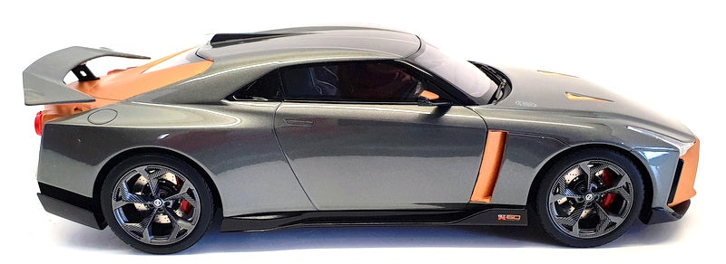 GT Spirit 1/18 Scale Model Car GT300 - 2018 Nissan GT-R50 By Italian Design