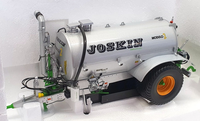 Universal Hobbies 1/32 UH2869 - Joskin Modulo2 11000 ME - Silver