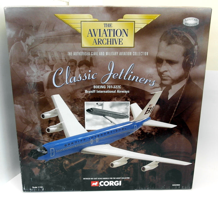 Corgi 1/144 Scale Diecast - AA32904 Boeing 707-327C Braniff International Airways