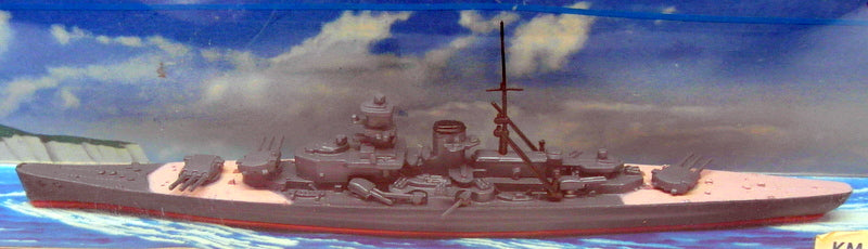 Hornby Minic Ships 1/1200 Scale M745 - KM Scharnhorst German Battleship