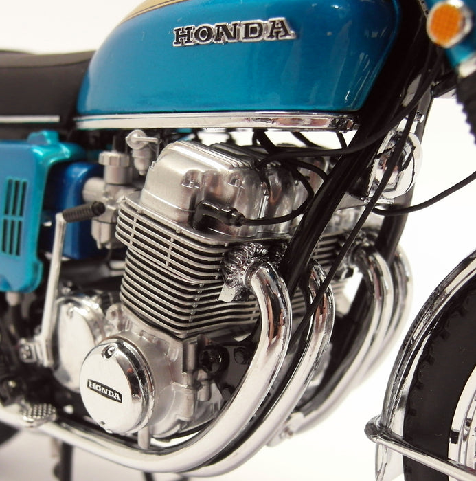 Minichamps 1/12 Scale Diecast 122 161000 Honda CB 750 1968 Version 1