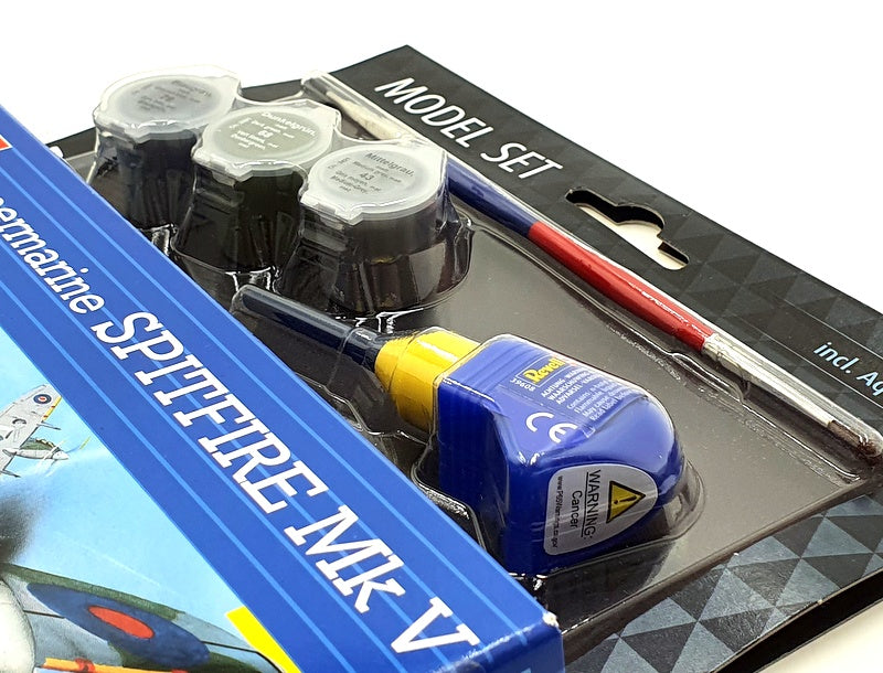 Revell 1/72 Scale Aircraft Kit 04164 - Submarine Spitfire MK 5