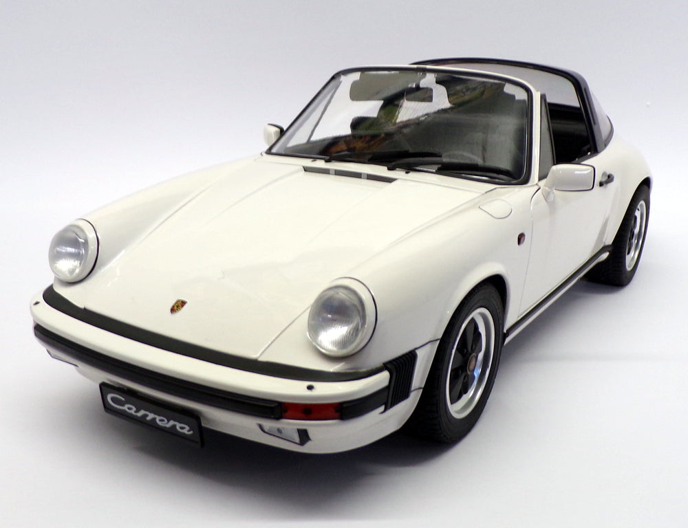 Premium Classixxs 1/12 scale 10201 - Porsche 911 Carrera 3.2 Targa - White