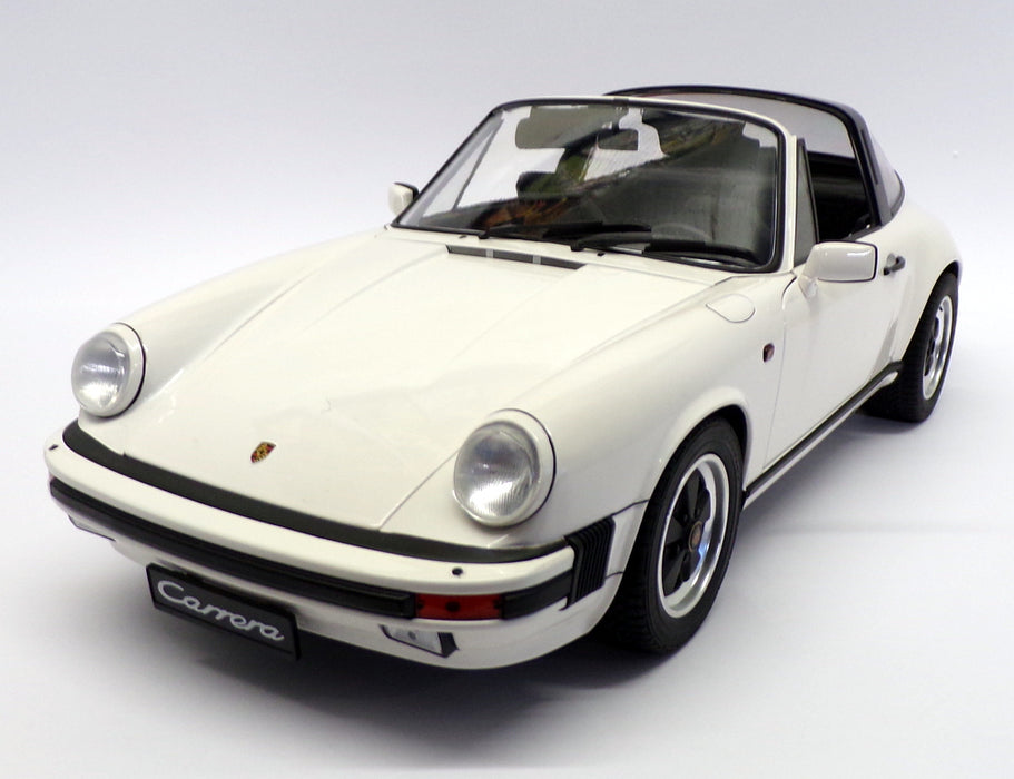 Premium Classixxs 1/12 scale 10201 - Porsche 911 Carrera 3.2 Targa - White