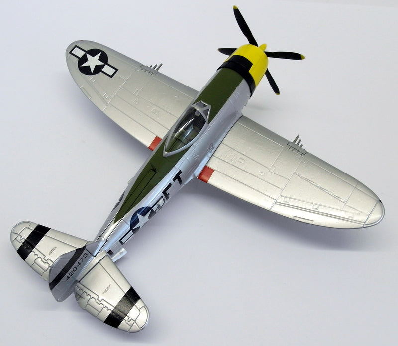 Armour 1/48 Scale - 98147 P-47D Thunderbolt WW2 Aces Eagleston 353F