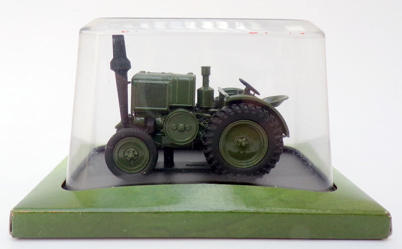 Hachette 1/43 Scale Model Tractor HT143 - 1939 Robuste K 40 - Green