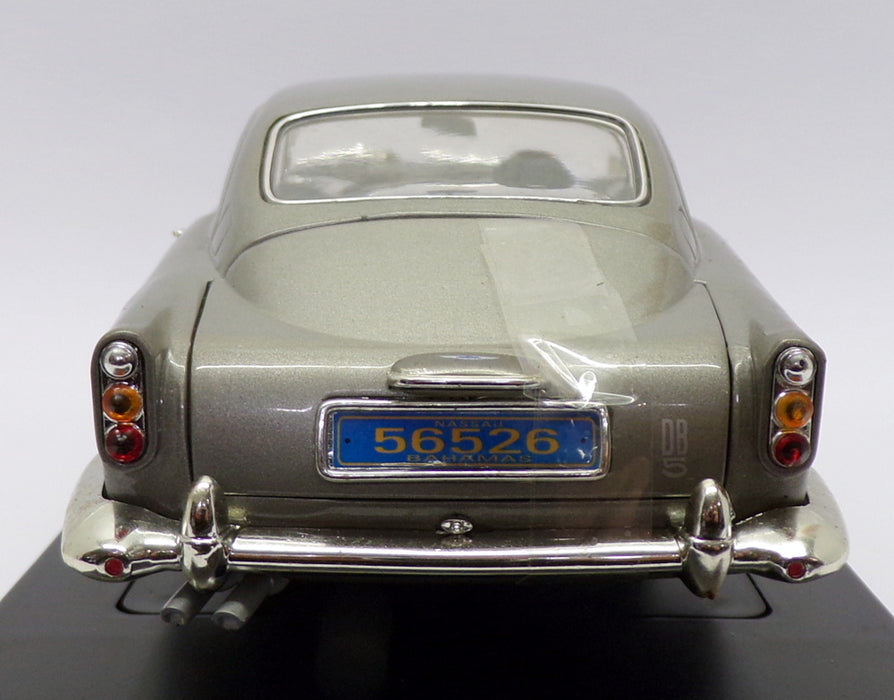 Ertl 1/18 Scale 39413 - 1965 Aston Martin DB5 James Bond 007 Casino Royale