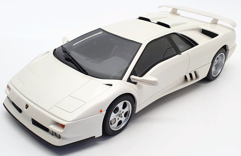 Kyosho 1/18 Scale GTS18501W - Lamborghini Diablo SE30 - Jota White