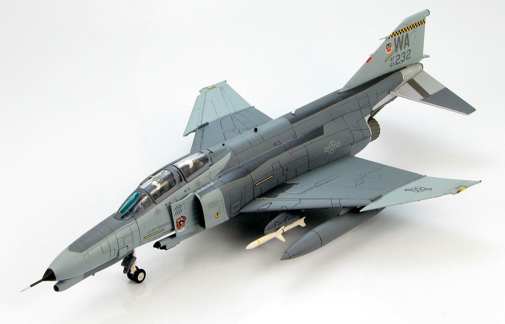 Hobbymaster 1/72 Scale HA1980 - McDonnell Douglas F-4G Phantom II