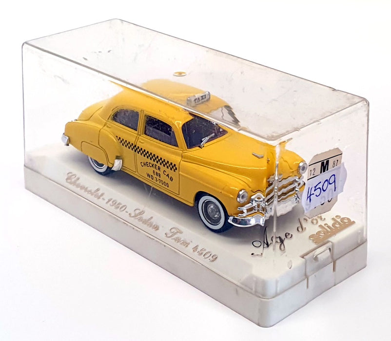 Solido 1/43 Scale Diecast 4509 - Chevrolet Sedan Taxi - Yellow