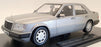 iScale 1/18 Scale Model Car 0053 - 1989 Mercedes Benz E Klasse - Silver