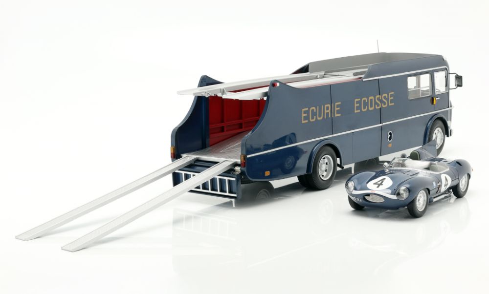 CMR 1/18 Diecast CMR206 - Commer TS3 Team Transporter Ecurie Ecosse