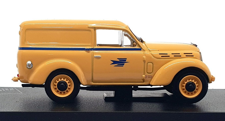 Altaya 1/43 Scale A20821B - 1963 Renault R2101 Dauphinnoise - Yellow