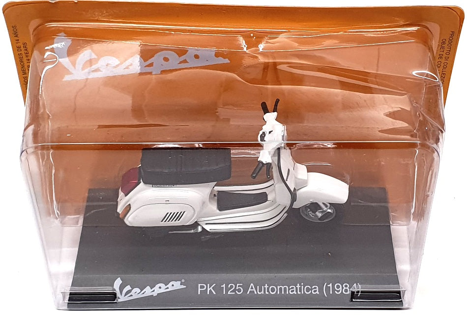 Altaya 1/18 Scale #13 - 1984 Piaggio Vespa PK 125 Automatica - White