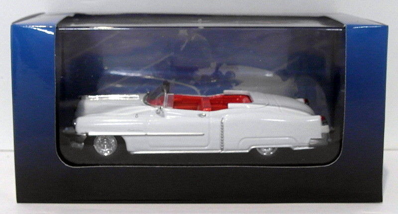 Atlas Editions 1/43 Scale 2 696 608 - Cadillac Eldorado Parade - White