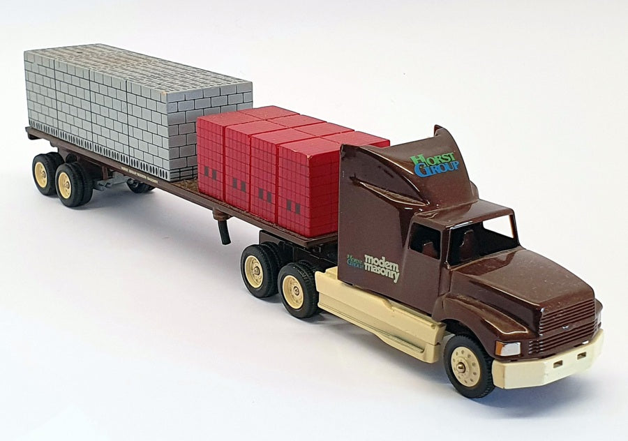 Winross 1/64 Scale WRS04 - Ford Truck & Trailer With Load - Horst Group