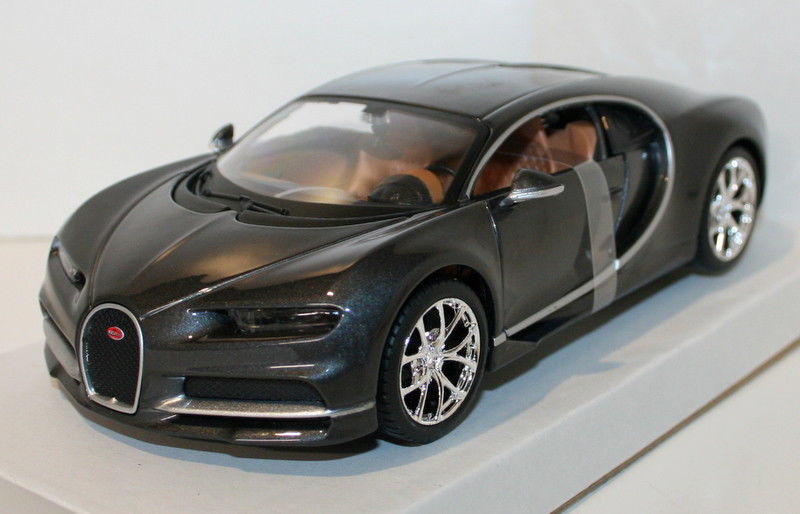 Maisto 1/24 Scale 31514G - Bugatti Chiron - Metallic Grey