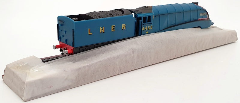 Atlas Editions 22cm Long Locomotive 904008 - A4 4468 Class "Mallard"
