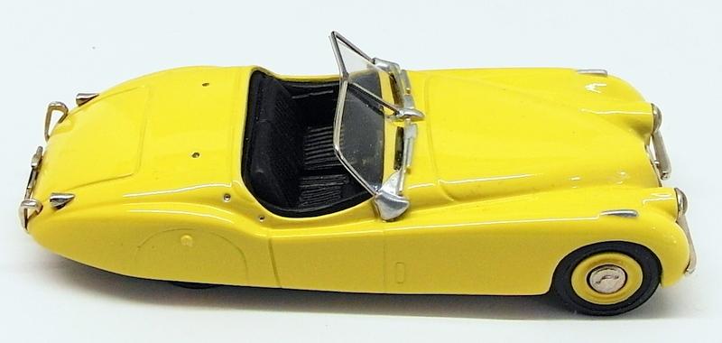 Gems & Cobwebs 1/43 Scale Model Car GC30YO - Jaguar XK120 - Yellow