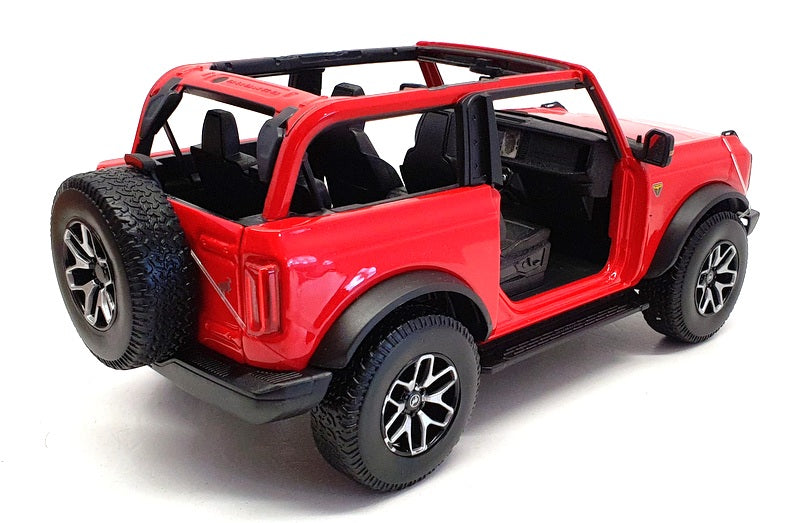 Maisto 1/18 Scale Model Car 46629 - 2021 Ford Bronco Badlands - Red