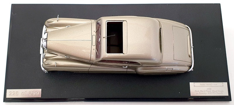GLM 1/43 Scale Model Car 43204201 - 1950 Bentley MK VI Park Ward FHC - Gold