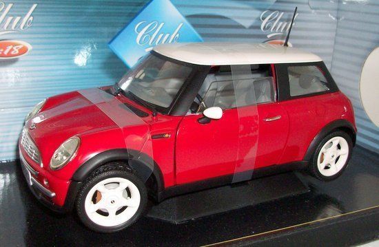 SOLIDO 1/18 - 8080 NEW BMW MINI COOPER 2001 - RED / WHITE ROOF