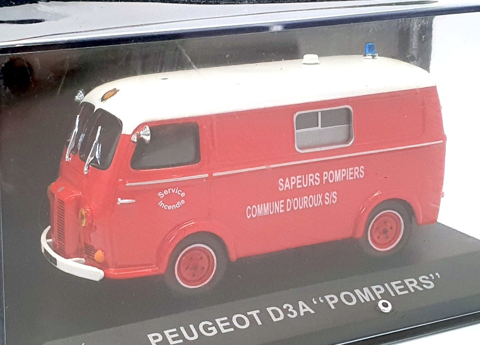 Altaya 1/43 Scale 011221 - Renault D3A Fire Truck Van Pompiers - Red/White